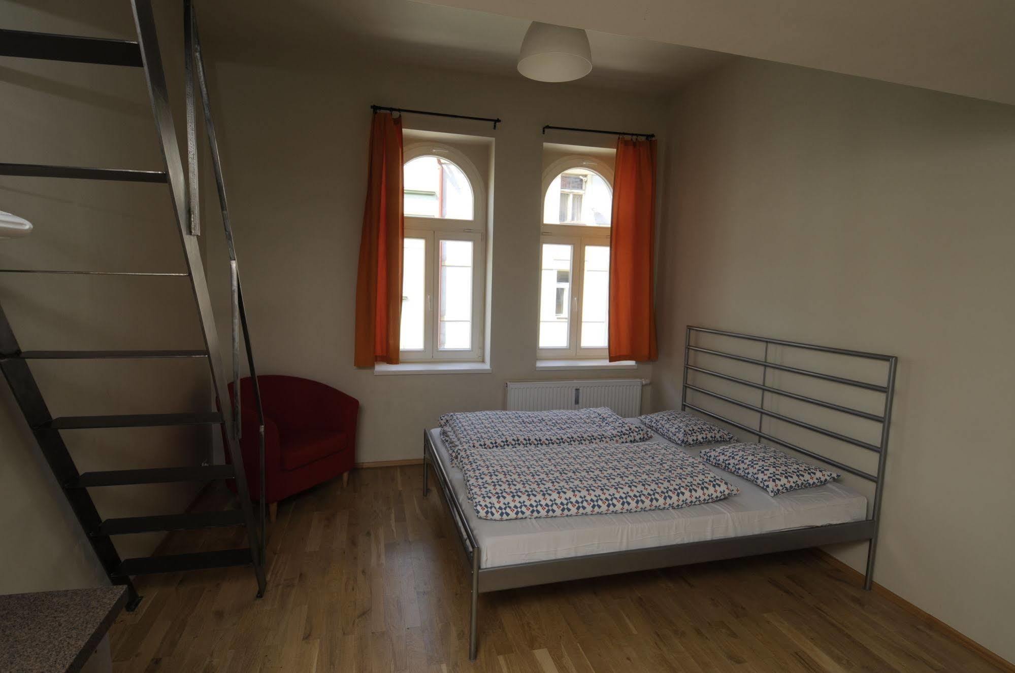 One Hostel Praga